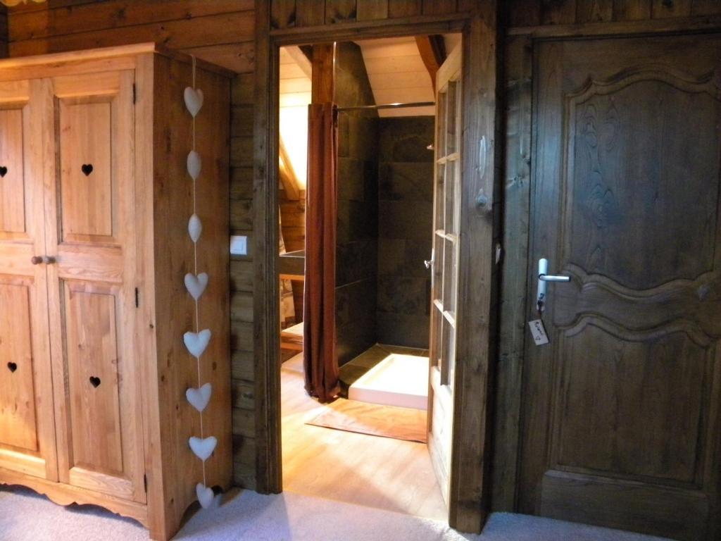 Chambres D'Hotes Coeur De Bastie Et Ranch Du Levezou Tremouilles Room photo